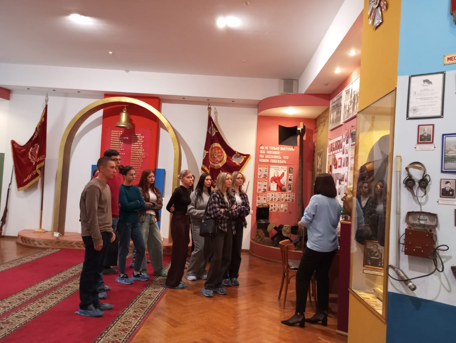 Экскурсия студентов-юристов в музей УМВД